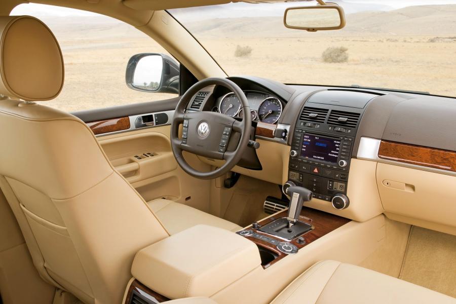  Volkswagen Touareg 2007 года  (фото 72 из 99)